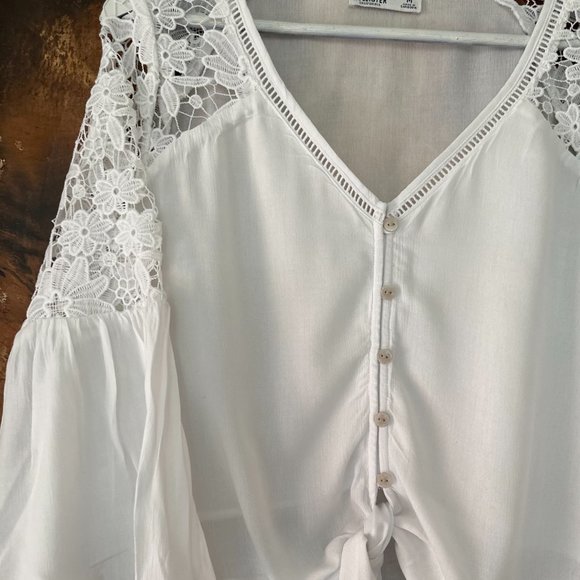 HOLLISTER Cotton Blend Inset Lace White Bohemian Top NWT - Picture 5 of 16